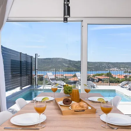 White Cascades 1 - Private Pool, Amazing View, Luxury, Full Privacy *