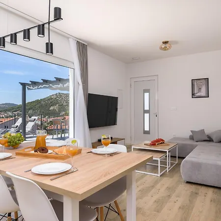 Apartament White Cascades 1 - Private Pool, Amazing View, Luxury, Full Privacy *